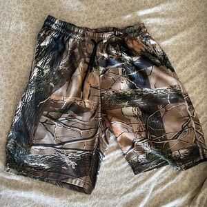 Soft Camo shorts